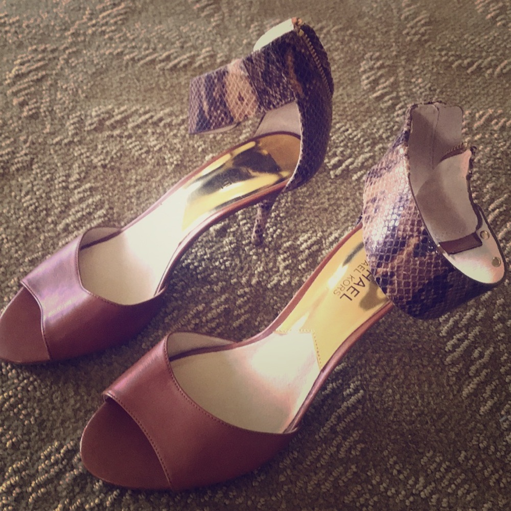 Michael Kors Sandals